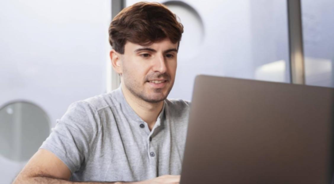 Netzwerkdiagramm auf Bildschirm